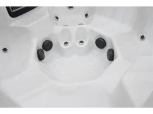 Dominion Spas B741 View hot tub