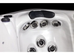 Dominion Spas B757 View hot tub