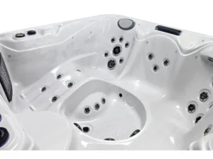 Dominion Spas L742 View hot tub