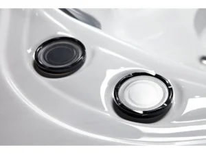 Dominion Spas P91 View hot tub